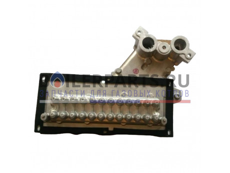 Газовый коллектор для котлов Rinnai 440016359 фото купить Газовый коллектор для котлов Rinnai 440016359 - цена с доставкой